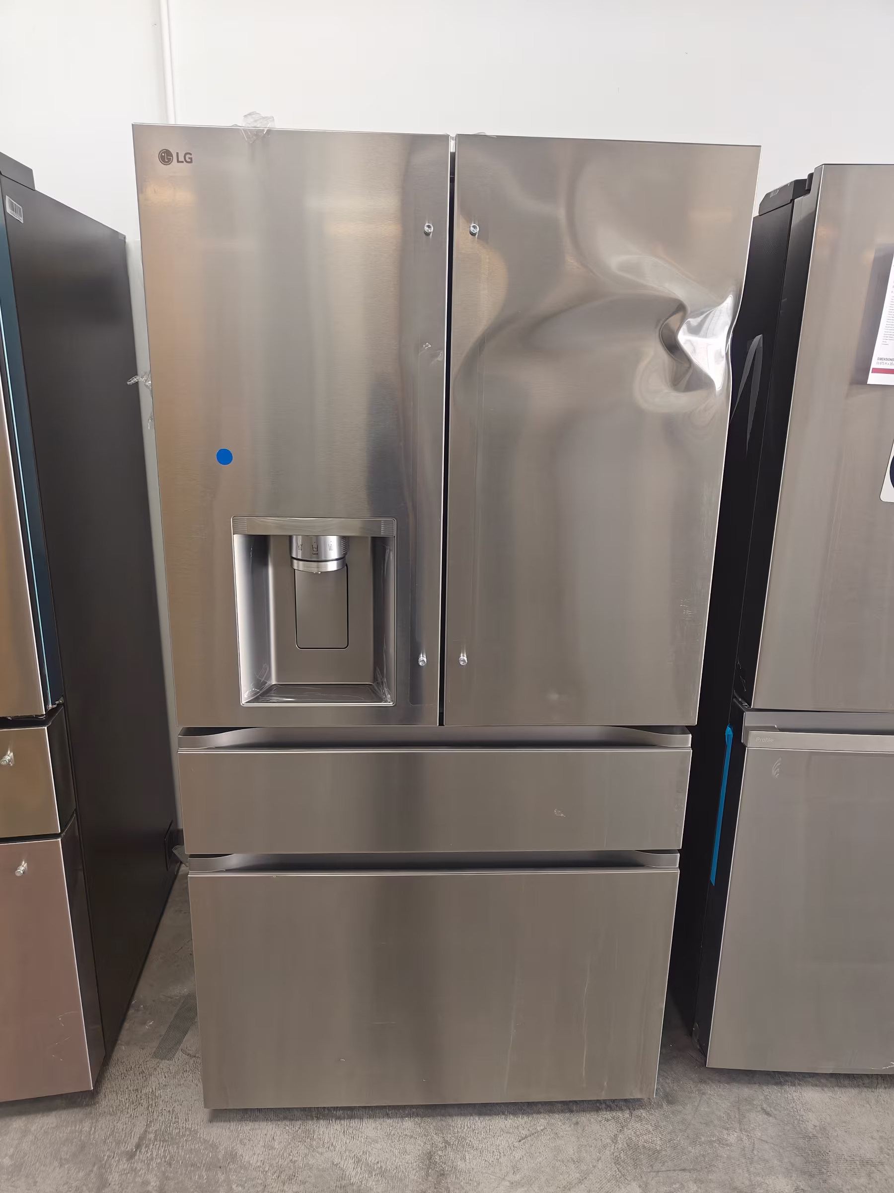 29 cu. ft. Smart Standard-Depth MAX™ 4-Door French Door Refrigerator with Full-Convert Drawer™